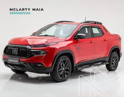 FIAT TORO 2.0 16V TURBO DIESEL ULTRA 4WD AT9 FIAT TORO 2.0 16V TURBO DIESEL ULTRA 4WD AT9