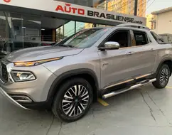 FIAT TORO 2.2 TURBO DIESEL RANCH 4WD AT9 FIAT TORO 2.2 TURBO DIESEL RANCH 4WD AT9
