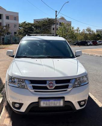 FIAT FREEMONT 2.4 PRECISION 16V GASOLINA 4P AUTOMÁTICO