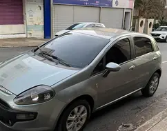 FIAT PUNTO 1.4 ATTRACTIVE 8V FLEX 4P MANUAL FIAT PUNTO 1.4 ATTRACTIVE 8V FLEX 4P MANUAL