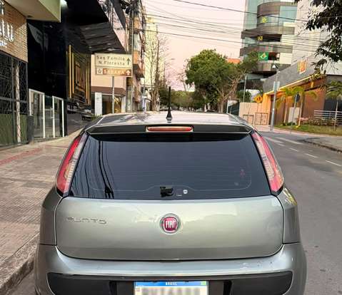 FIAT-PUNTO-2014