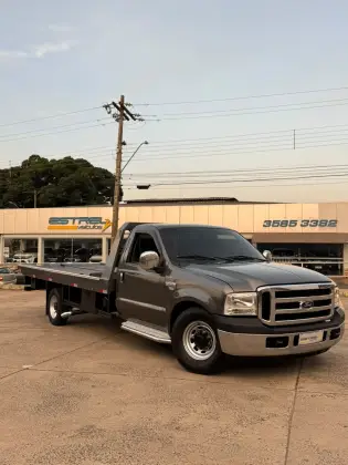 FORD F-250 4.2 XLT 4X2 CS TURBO INTERCOOLER DIESEL 2P MANUAL FORD F-250 4.2 XLT 4X2 CS TURBO INTERCOOLER DIESEL 2P MANUAL