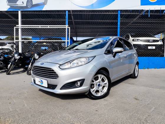 FORD FIESTA 1.6 SE HATCH 16V FLEX 4P POWERSHIFT