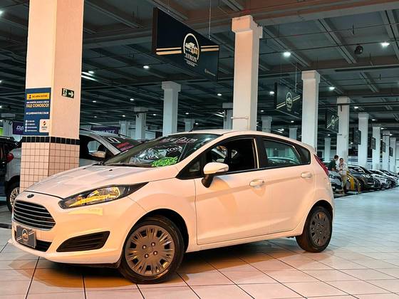 FORD FIESTA 1.6 SE HATCH 16V FLEX 4P POWERSHIFT
