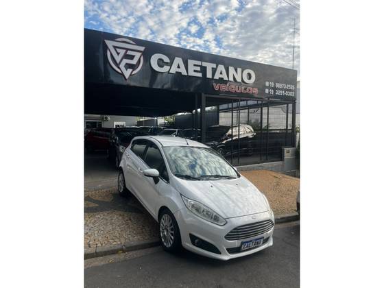 FORD FIESTA 1.6 TITANIUM HATCH 16V FLEX 4P POWERSHIFT