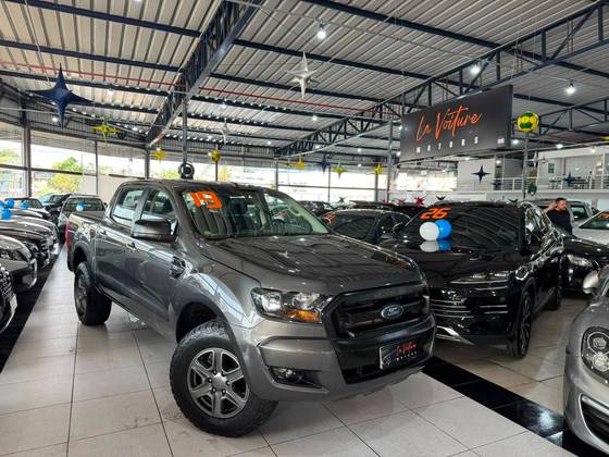 FORD RANGER 2.2 XLS 4X4 CD 16V DIESEL 4P AUTOMÁTICO