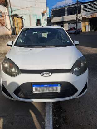 FORD-FIESTA-2011