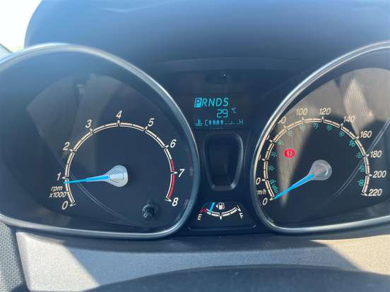 FORD-FIESTA-1.6 TITANIUM HATCH 16V FLEX 4P POWERSHIFT FORD-FIESTA-2013