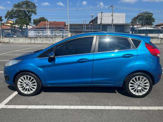 FORD-FIESTA-2013