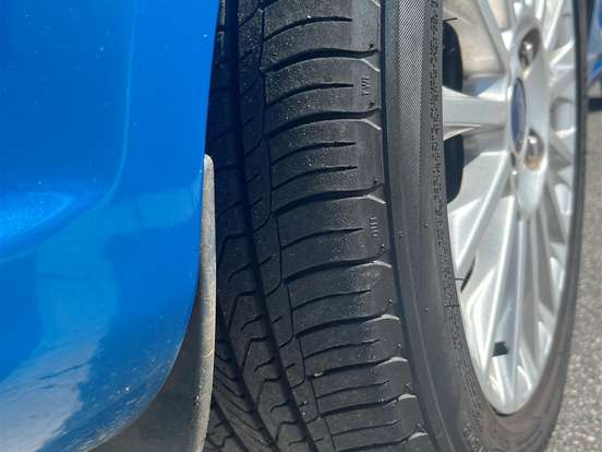FORD-FIESTA-1.6 TITANIUM HATCH 16V FLEX 4P POWERSHIFT FORD-FIESTA-2013