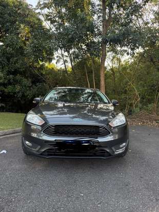 FORD-FOCUS-2017
