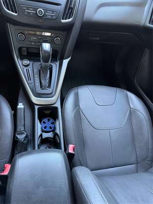FORD-FOCUS-2017