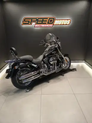 HARLEY-DAVIDSON-SOFTAIL FAT BOY-2017
