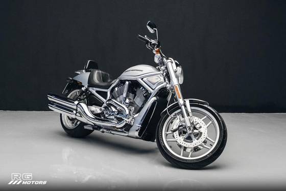 HARLEY-DAVIDSON V-ROD 10TH ANNIVERSARY EDITION 