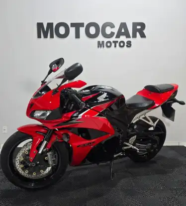 HONDA-CBR 600RR-2010