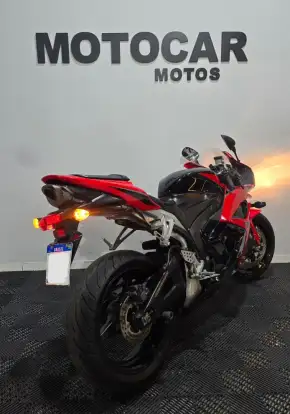 HONDA-CBR 600RR-2010