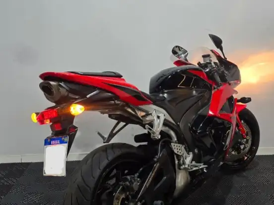 HONDA-CBR 600RR HONDA-CBR 600RR-2010