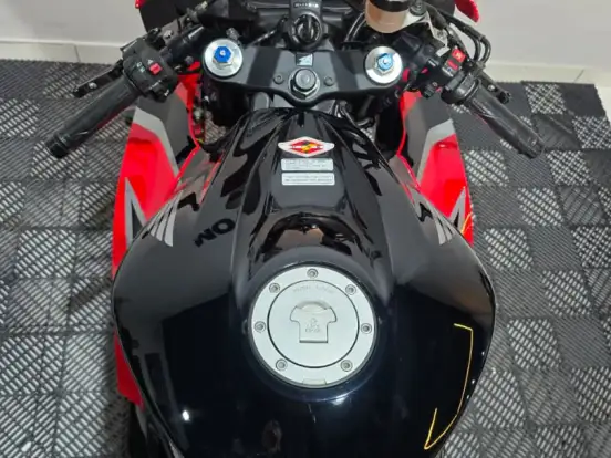 HONDA-CBR 600RR HONDA-CBR 600RR-2010