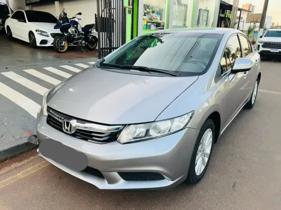 HONDA CIVIC 1.8 LXL SE 16V FLEX 4P AUTOMÁTICO HONDA CIVIC 1.8 LXL SE 16V FLEX 4P AUTOMÁTICO