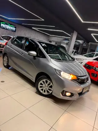 HONDA FIT 1.5 LX 16V FLEX 4P AUTOMÁTICO HONDA FIT 1.5 LX 16V FLEX 4P AUTOMÁTICO