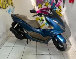 HONDA PCX 160 DLX HONDA PCX 160 DLX
