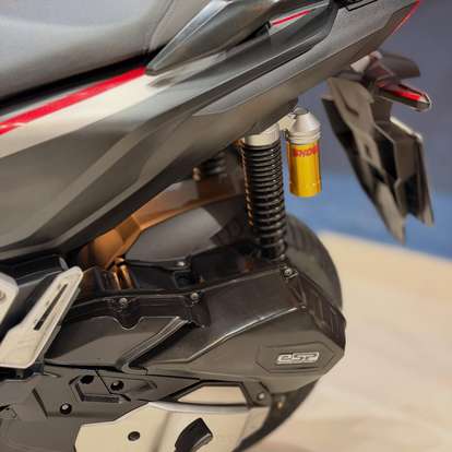 HONDA-ADV-2023