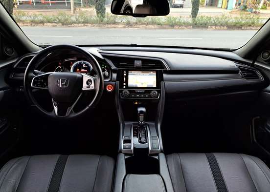 HONDA-CIVIC-2019
