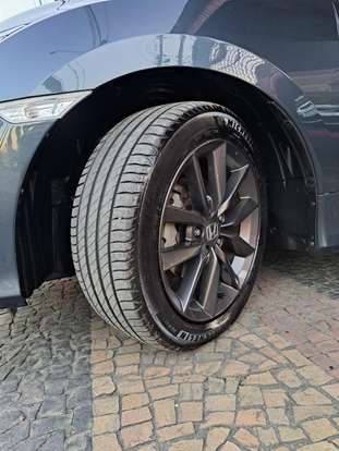HONDA-CIVIC-2019