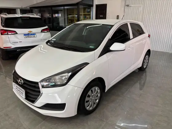HYUNDAI HB20 1.0 COMFORT PLUS 12V FLEX 4P MANUAL HYUNDAI HB20 1.0 COMFORT PLUS 12V FLEX 4P MANUAL
