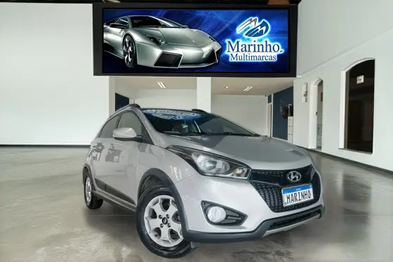HYUNDAI HB20X 1.6 16V PREMIUM FLEX 4P AUTOMÁTICO HYUNDAI HB20X 1.6 16V PREMIUM FLEX 4P AUTOMÁTICO