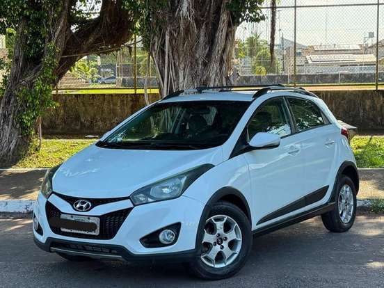 HYUNDAI-HB20X-1.6 16V STYLE FLEX 4P AUTOMÁTICO HYUNDAI-HB20X-2013