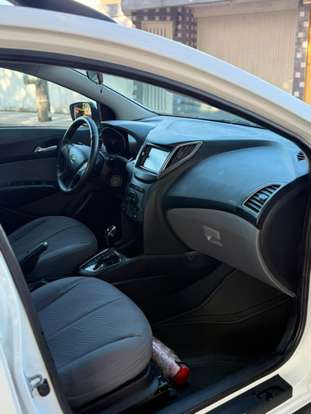 HYUNDAI-HB20X-2013