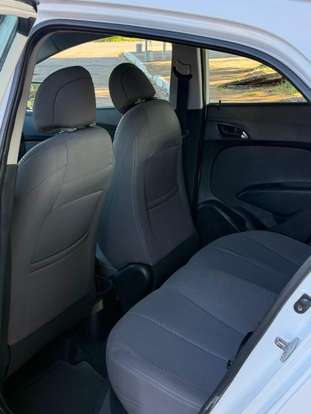 HYUNDAI-HB20X-2013