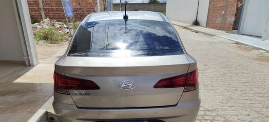 HYUNDAI-HB20S-2021