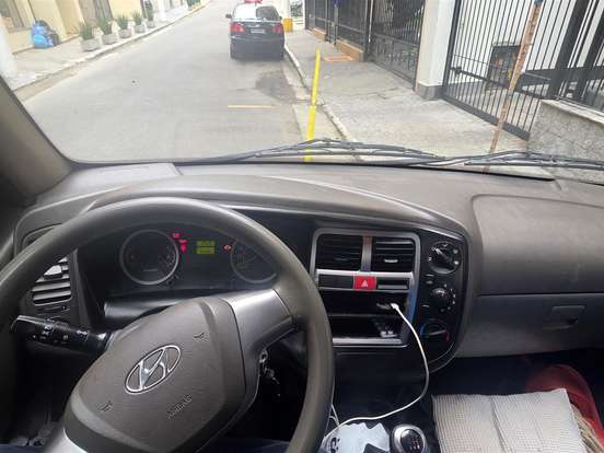 HYUNDAI-HR-2.5 LONGO SEM CAÇAMBA 4X2 16V 130CV TURBO INTERCOOLER DIESEL 2P MANUAL HYUNDAI-HR-2018