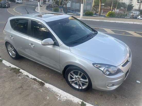 HYUNDAI-I30-2010
