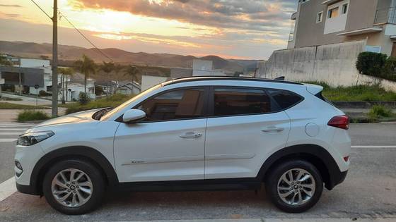 HYUNDAI TUCSON 1.6 16V T-GDI GASOLINA GLS ECOSHIFT