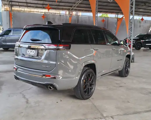 JEEP-COMMANDER-2.0 HURRICANE 4 TURBO GASOLINA BLACKHAWK AT9 JEEP-COMMANDER-2024