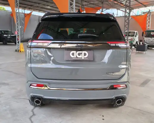 JEEP-COMMANDER-2024