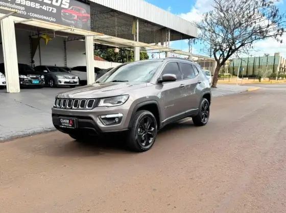 JEEP COMPASS 2.0 16V DIESEL LONGITUDE 4X4 AUTOMÁTICO JEEP COMPASS 2.0 16V DIESEL LONGITUDE 4X4 AUTOMÁTICO