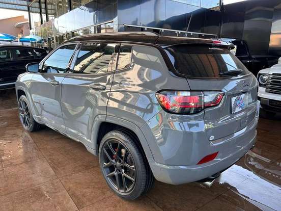 JEEP-COMPASS-2024