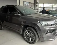 JEEP COMPASS 2.0 HURRICANE 4 TURBO GASOLINA OVERLAND AT9 JEEP COMPASS 2.0 HURRICANE 4 TURBO GASOLINA OVERLAND AT9