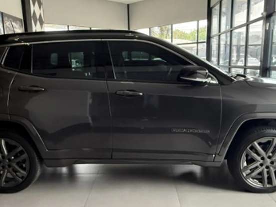 JEEP-COMPASS-2.0 HURRICANE 4 TURBO GASOLINA OVERLAND AT9 JEEP-COMPASS-2024