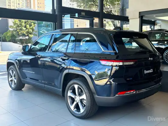 JEEP-GRAND CHEROKEE-2.0 TURBO HÍBRIDO 4XE AT8 JEEP-GRAND CHEROKEE-2024