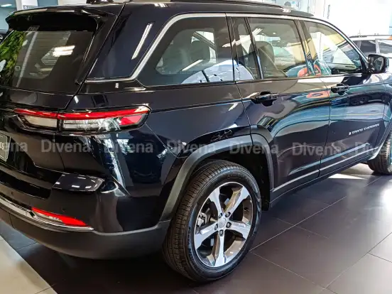 JEEP-GRAND CHEROKEE-2.0 TURBO HÍBRIDO 4XE AT8 JEEP-GRAND CHEROKEE-2024
