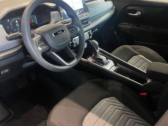 JEEP-RENEGADE-1.3 T270 TURBO FLEX ALTITUDE AT6 JEEP-RENEGADE-2026