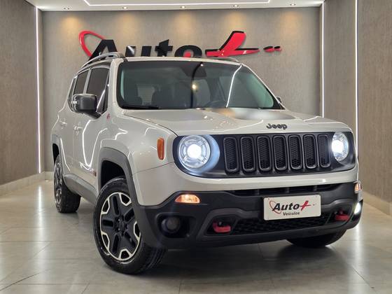 JEEP RENEGADE 2.0 16V TURBO DIESEL TRAILHAWK 4P 4X4 AUTOMÁTICO