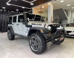 JEEP WRANGLER 3.8 UNLIMITED SPORT 4X4 CAPOTA DUPLA V6 GASOLINA 2P AUTOMÁTICO JEEP WRANGLER 3.8 UNLIMITED SPORT 4X4 CAPOTA DUPLA V6 GASOLINA 2P AUTOMÁTICO