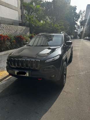 JEEP-CHEROKEE-2015