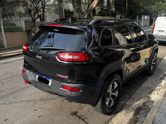 JEEP-CHEROKEE-3.2 TRAILHAWK 4X4 V6 24V GASOLINA 4P AUTOMÁTICO JEEP-CHEROKEE-2015